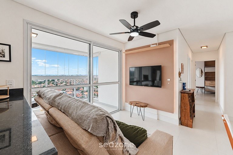 Apto. en Condo. c/ Piscina y Parr. BHC1405