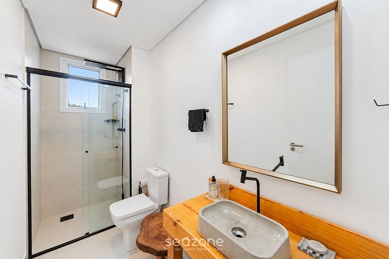 Apto. en Condo. c/ Piscina y Parr. BHC1405