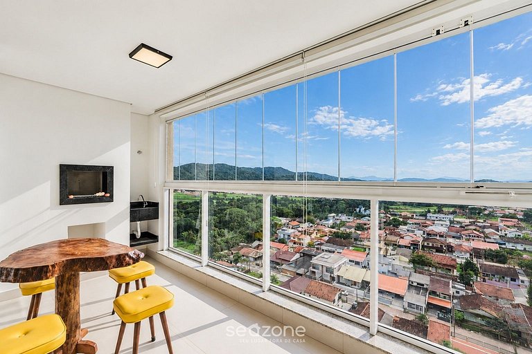Apto. en Condo. c/ Piscina y Parr. BHC1405
