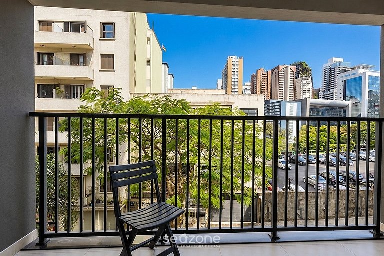 Studio Bem localizado c/ Terraço VNU0320