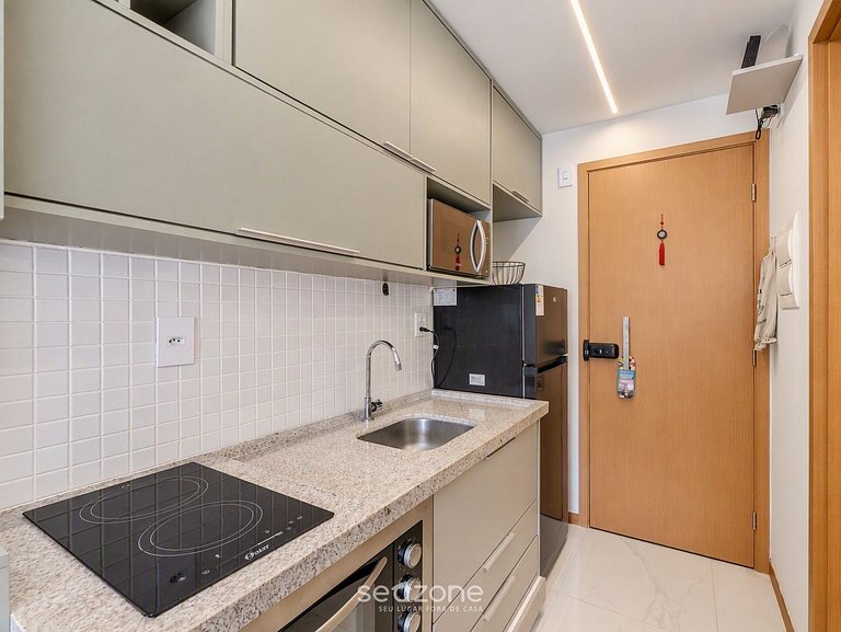 Studio en Condo. c/ Piscina a 760m Mar SMT0212