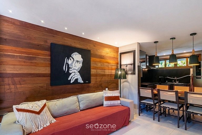 Apto. en Condo. c/ Piscina LGO0002