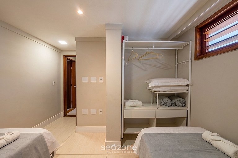 Apto. en Condo. c/ Piscina LGO0002