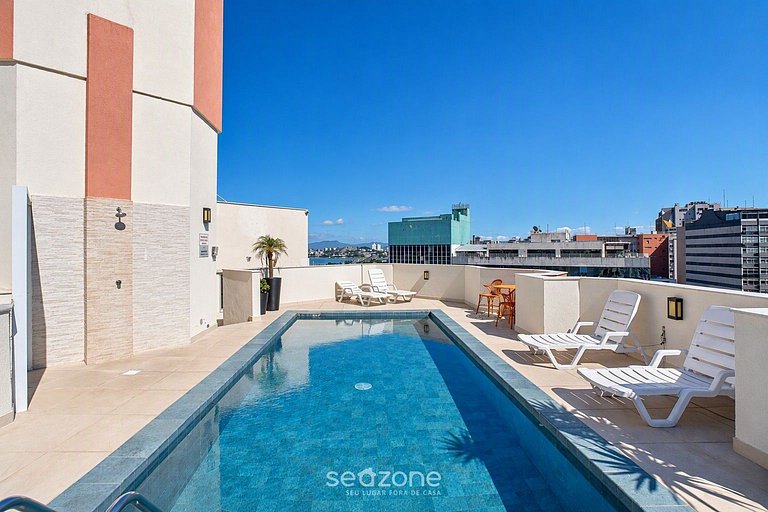 Studio en Condo. c/ Piscina ECI0506