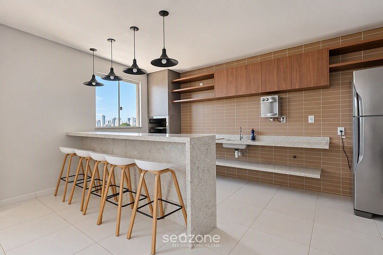 Apto. em Cond. c/ Piscina e Vista Cid. VIV1303