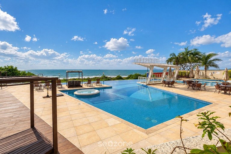 Apto. c/ Vista Mar en Condo. c/ Piscina BBH1501
