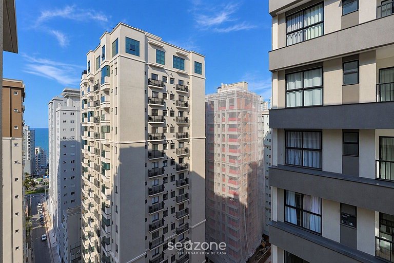 Apto. c/ churrasq. a 790m da Praia DSH1706