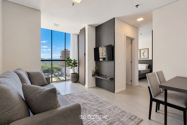 Studio em Cond. c/ Piscina e Vista Cid. FFS0810
