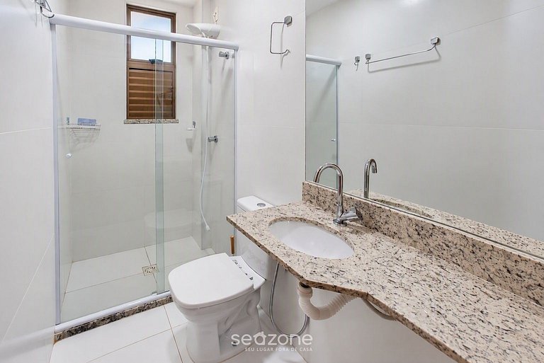 Apto. c/ Balcón en Condo. c/ Piscina PIM0083