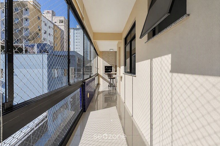 Apto. c/ churrasq. a 500m da Praia RCB0304