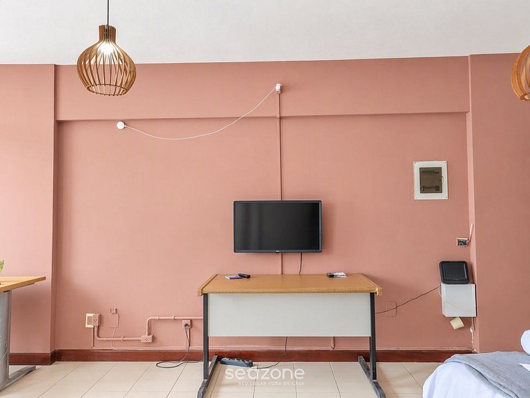 Studio c/ vista p/ Mar a 750m da Praia LCS0504