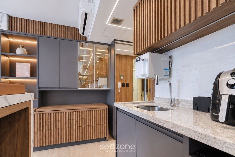 Studio bien ubicado en Condo. BLS2360