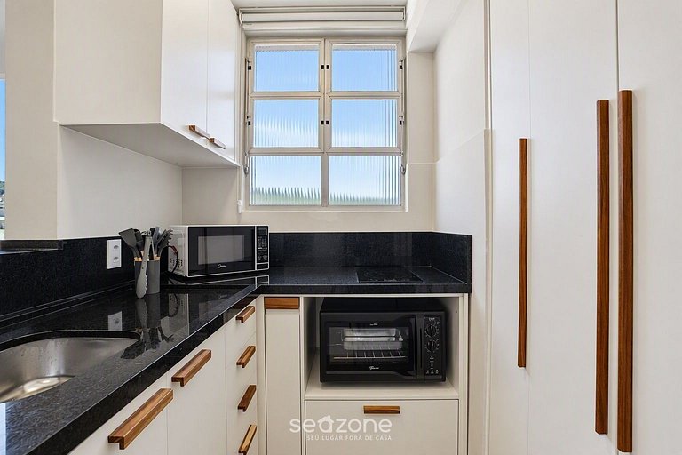 Studio em Cond. c/ vista p/ Mar DIVB1404