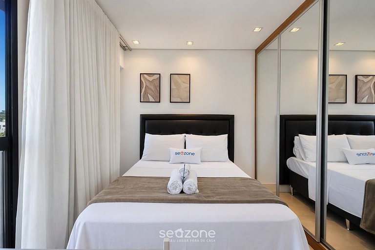Apto. em Cond. c/ Piscina e Vista Cid. EPK0204