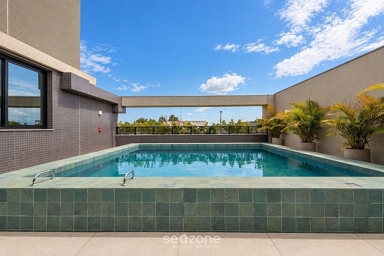 Apto. em Cond. c/ Piscina e Vista Cid. GEP0000