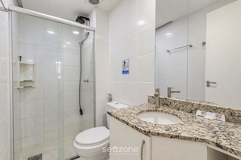 Apto. em Cond. c/ Piscina e Vista Cid. SIU0011