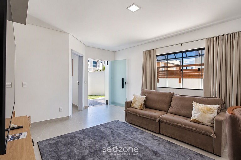 Casa em Cond. c/ Piscina priv. VDZ0005