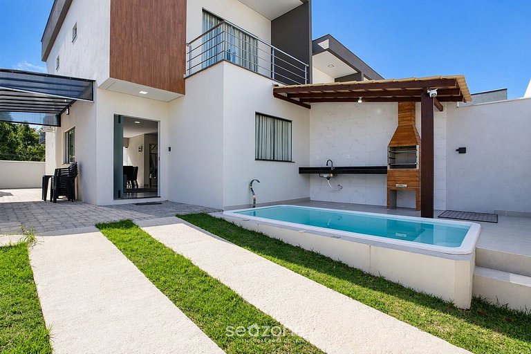 Casa en Condo. c/ piscina priv. VDZ0005