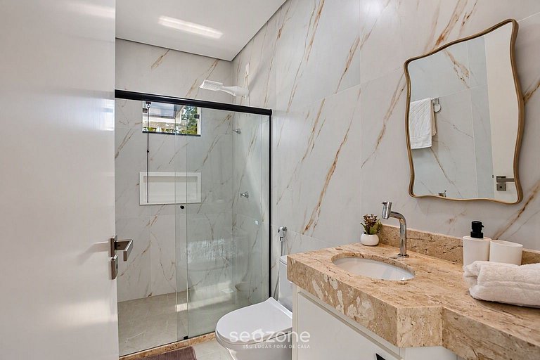 Casa em Cond. c/ Piscina priv. VDZ0005