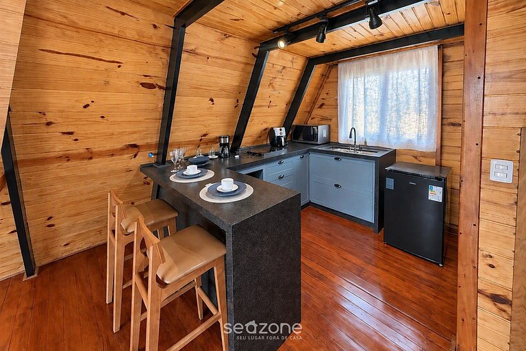 Studio c/ Hidro em Cond. c/ Piscina SAL0003
