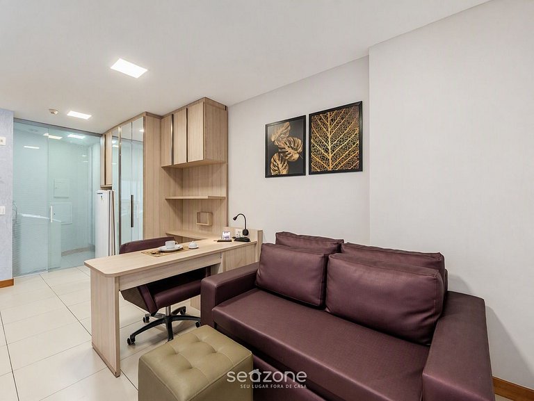Studio Bien ubicado en Condo. c/ Piscina MSB1503