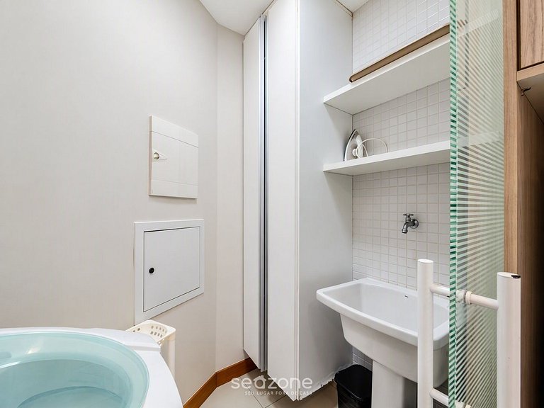 Studio Bien ubicado en Condo. c/ Piscina MSB1503