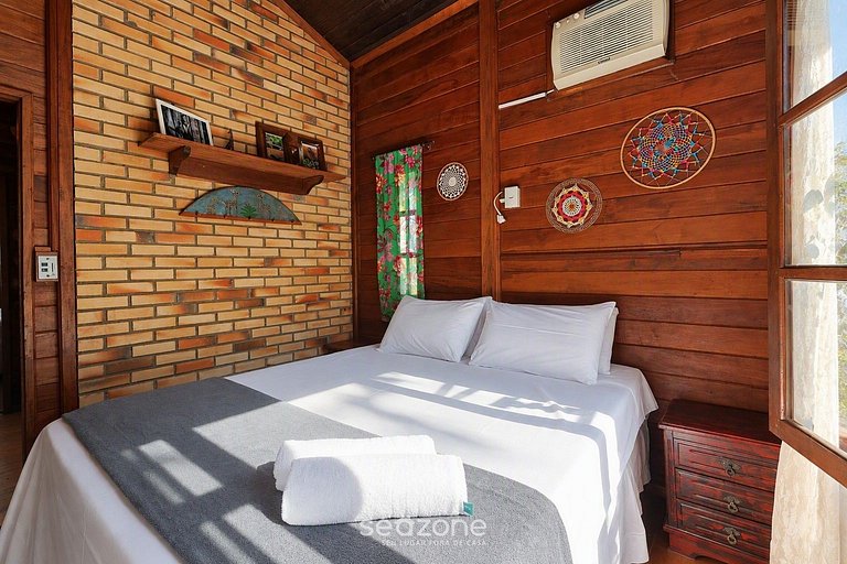 Casa c/ parr. priv. en Bombinhas JAD0279