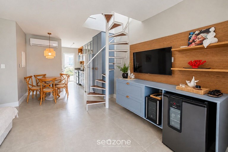 Apto. em Cond. c/ Piscina e Vista Mar VIL0023