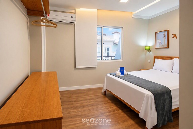 Apto. em Cond. c/ Piscina e Vista Mar VIL0023