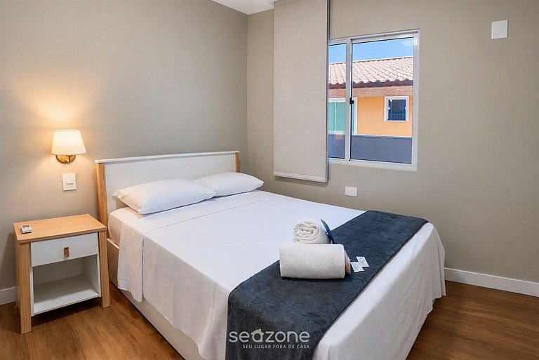 Apto. em Cond. c/ Piscina e Vista Mar VIL0023