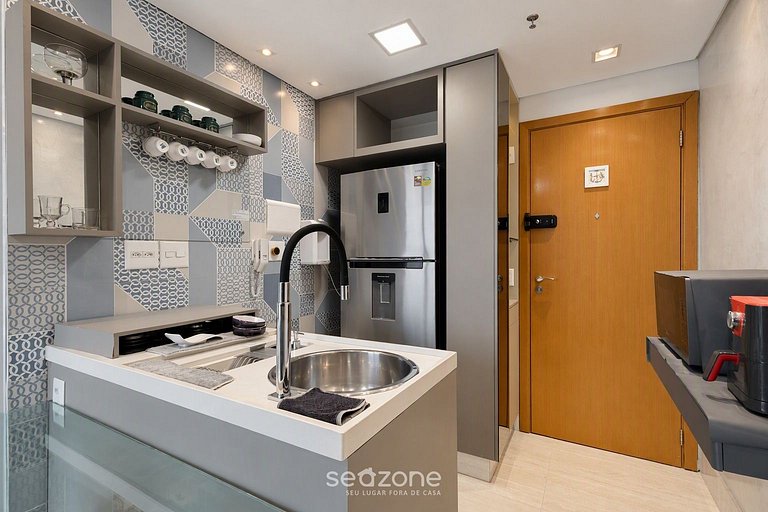 Studio em Cond. c/ Piscina e Vista Cid. VPL0316