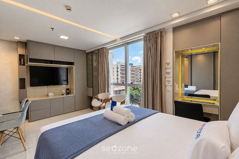 Studio em Cond. c/ Piscina e Vista Cid. VPL0316