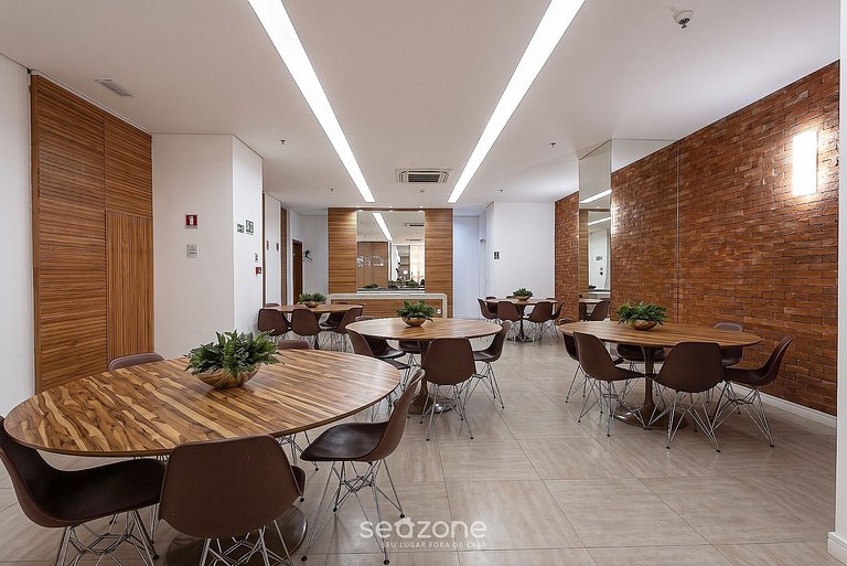 Studio em Cond. c/ Piscina e Vista Cid. VPL0316