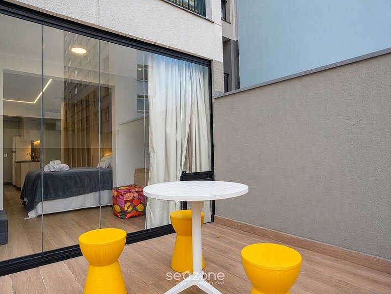 Studio Bien ubicado c/ Terraza HHS0111