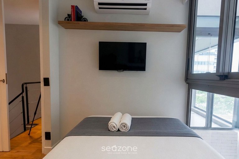 Apto. Bem localizado em Cond. c/ Piscina FRE0504