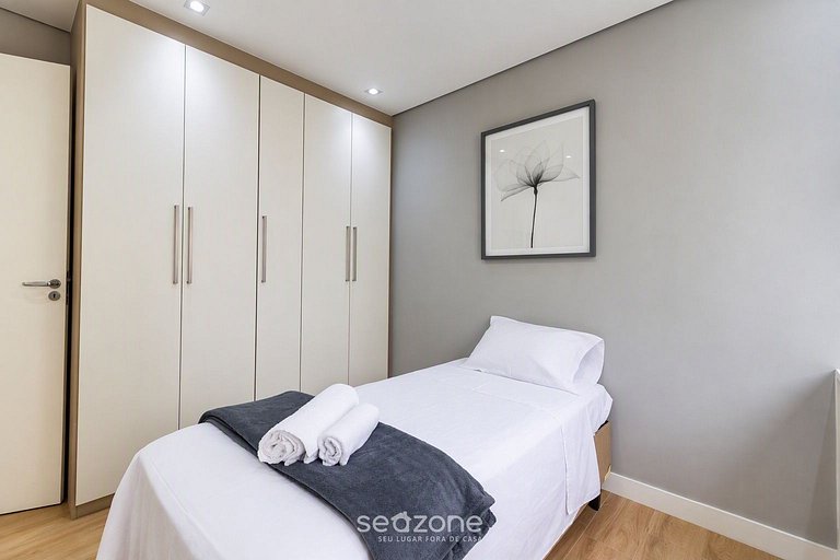 Apto. en Condo. c/ Piscina y Vista SMLA0405