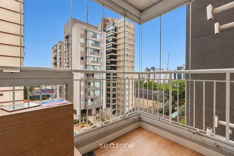 Apto. em Cond. c/ Piscina e Vista Cid. SMLA0405