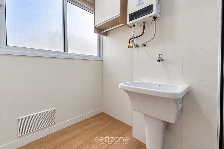 Apto. em Cond. c/ Piscina e Vista Cid. SMLA0405