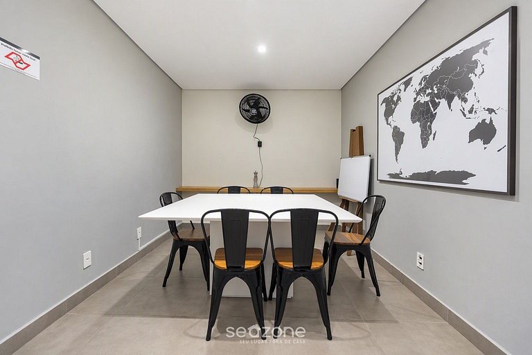 Apto. em Cond. c/ Piscina e Vista Cid. SMLA0405