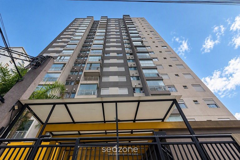 Apto. en Condo. c/ Piscina y Vista SMLA0405