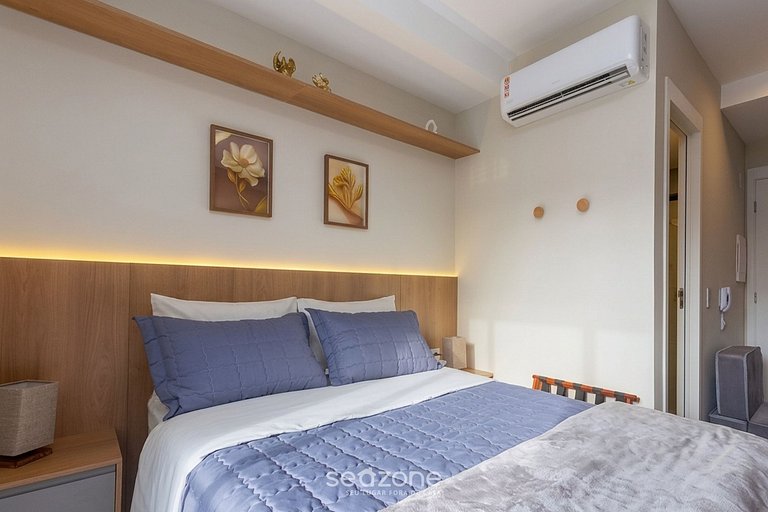 Studio em Cond. c/ Piscina e Vista Cid. ACP0821