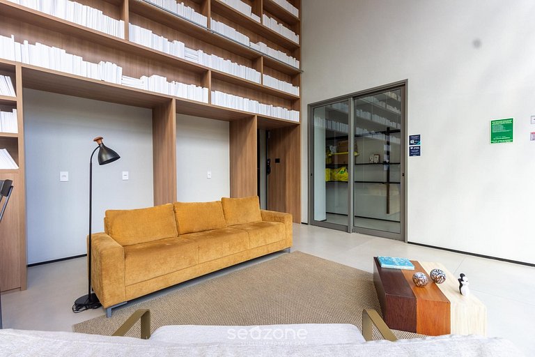 Studio em Cond. c/ Piscina e Terraço OJU0208