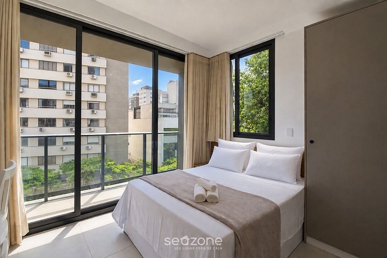 Studio en Condo. c/ Piscina TBF0608
