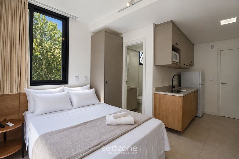 Studio en Condo. c/ Piscina TBF0608