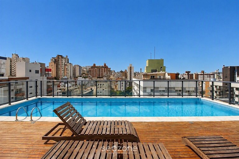 Studio em Cond. c/ Piscina e Vista Cid. TBF0608