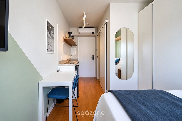 Studio em Cond. c/ Vista p/ Cidade PCA0402