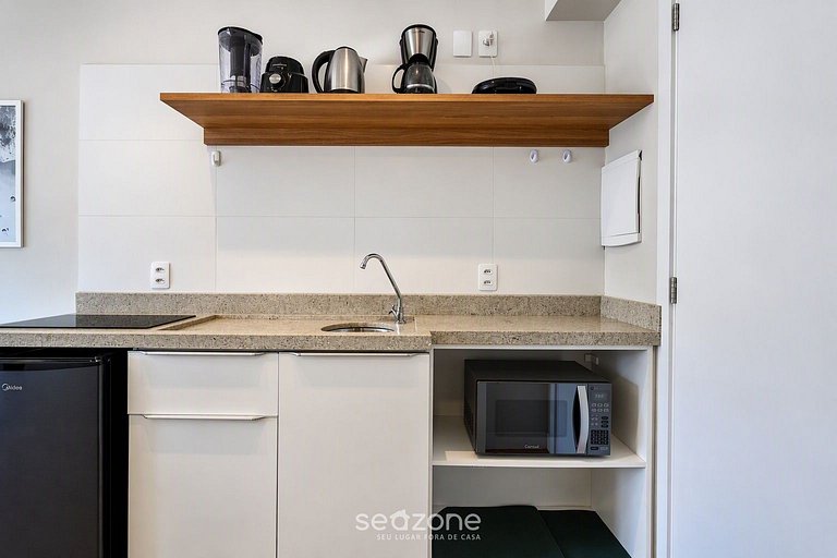 Studio em Cond. c/ Vista p/ Cidade PCA0402