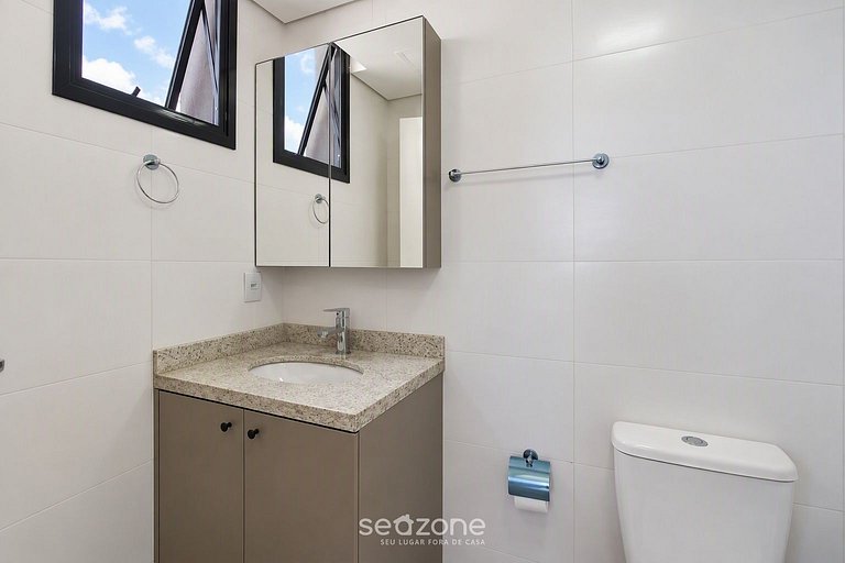 Studio em Cond. c/ Piscina e Vista Cid. TBF0609