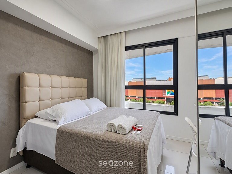 Studio en Condo. c/ Piscina y Vista MLM0104