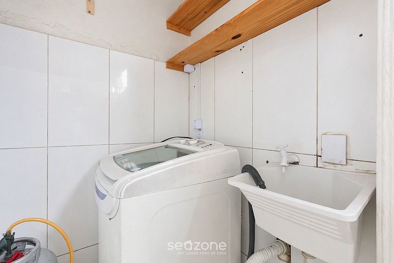 Casa c/ churrasq. priv. em Penha GSA0000